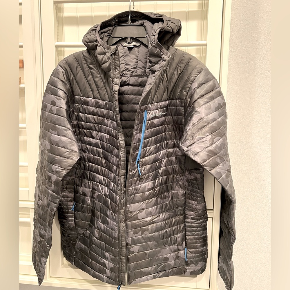 Mens Microtherm down jacket NWOT